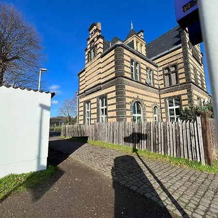 Wohnen Wie Im Schloss - Alter Bahnhof Von Kruft Exterior photo