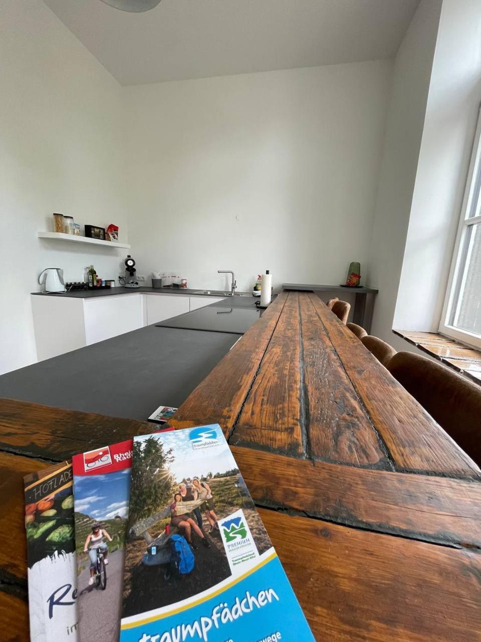 Wohnen Im Schloss - Alter Bahnhof Von Apartment Kruft