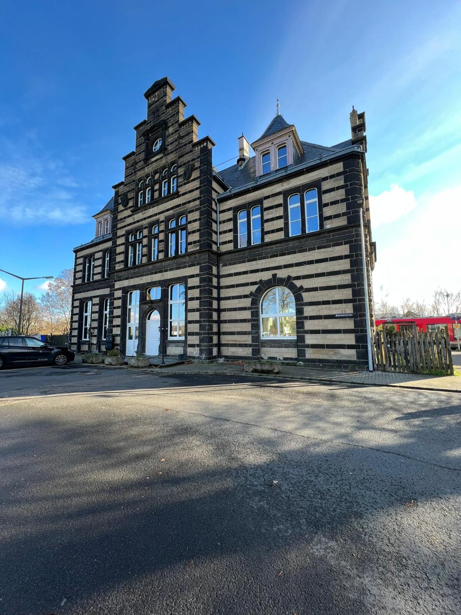 Wohnen Im Schloss - Alter Bahnhof Von Apartment Kruft