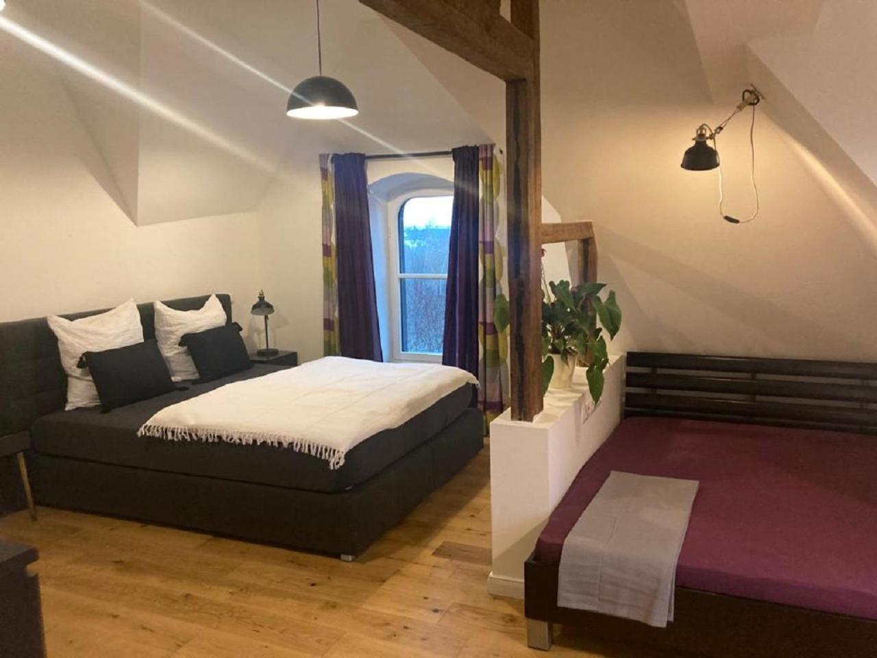 Wohnen Im Schloss - Alter Bahnhof Von Apartment *