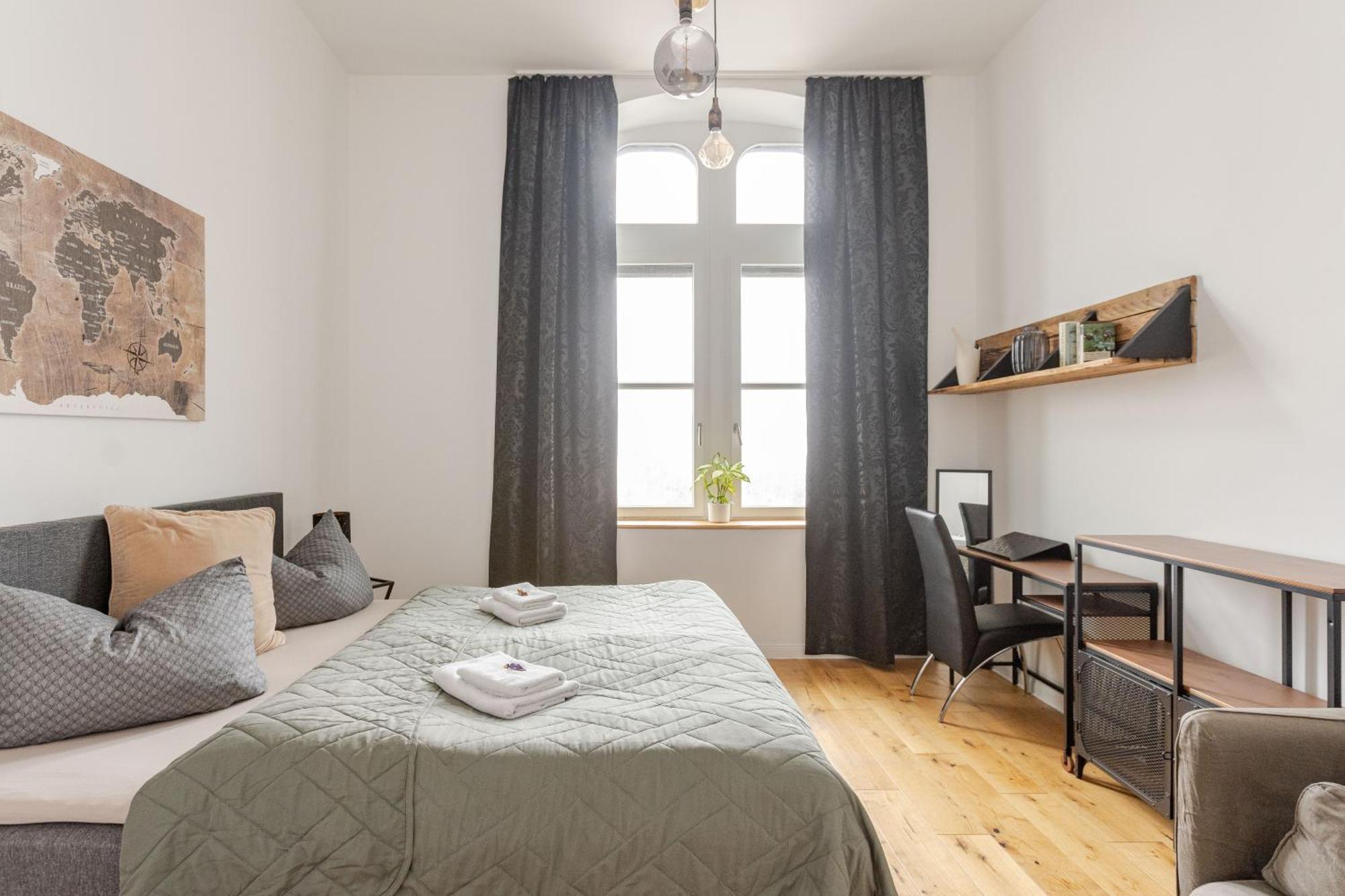 Wohnen Im Schloss - Alter Bahnhof Von Appartement