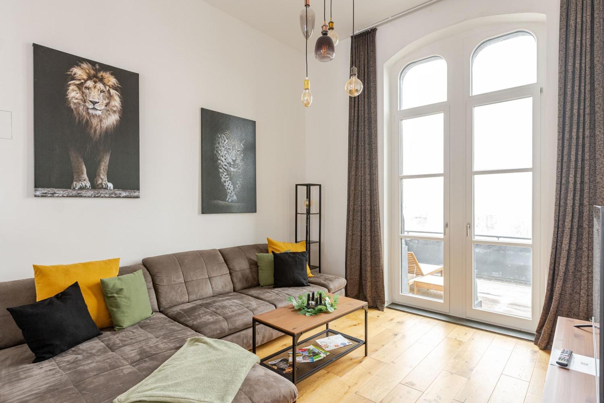 Wohnen Im Schloss - Alter Bahnhof Von Apartment *