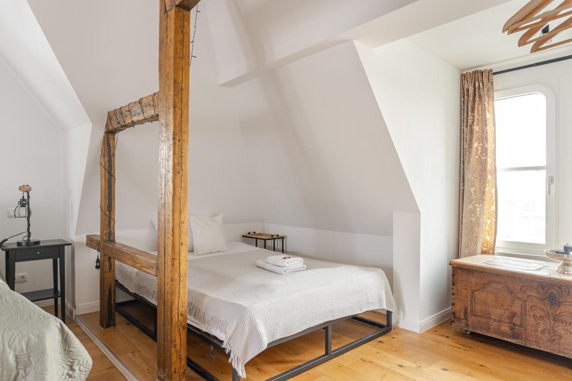 Apartment Wohnen Im Schloss - Alter Bahnhof Von *
