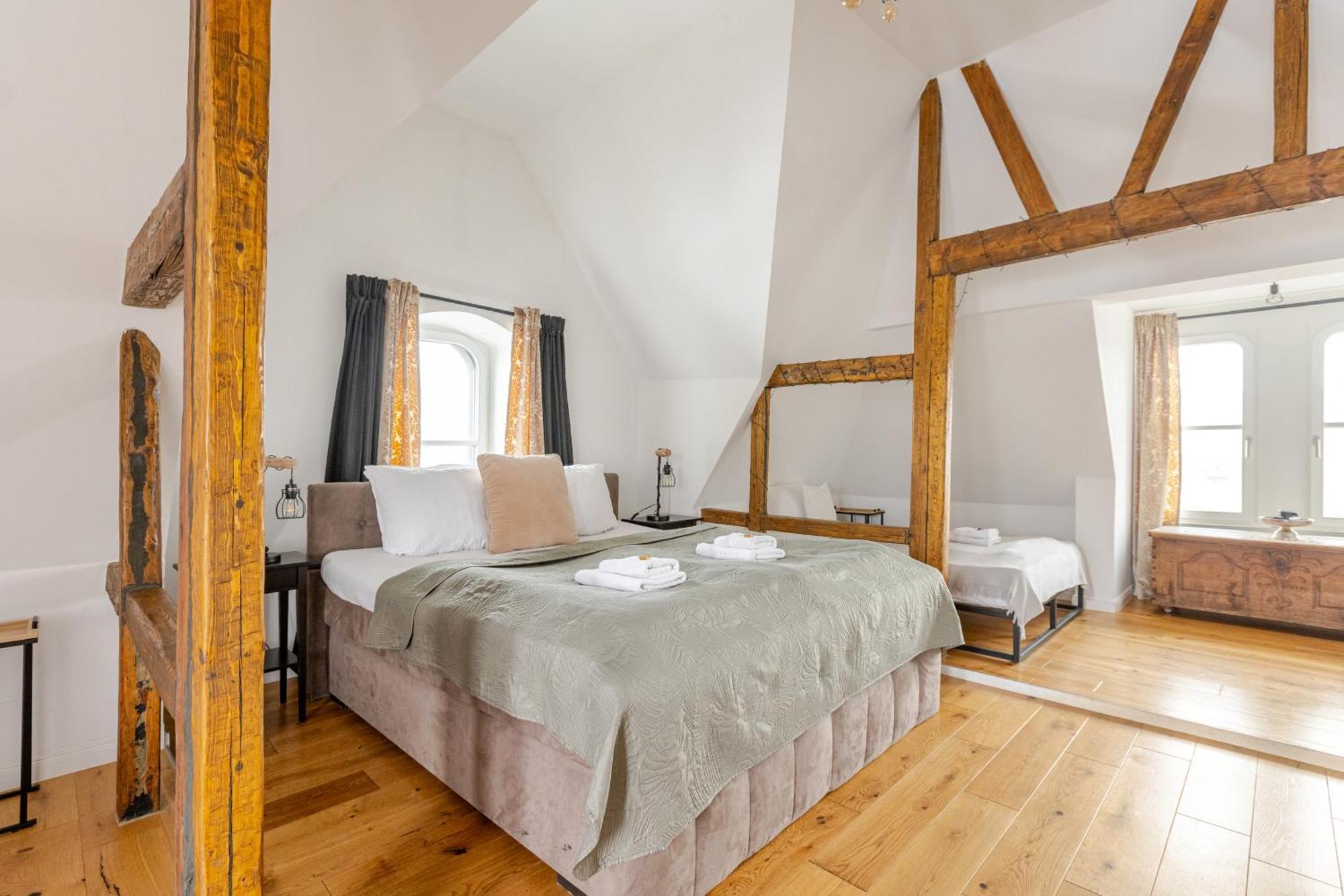 Wohnen Im Schloss - Alter Bahnhof Von Appartement Kruft